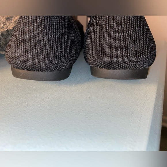 Rothy's - The Point, black, size 8.5 - Picture 6 of 7